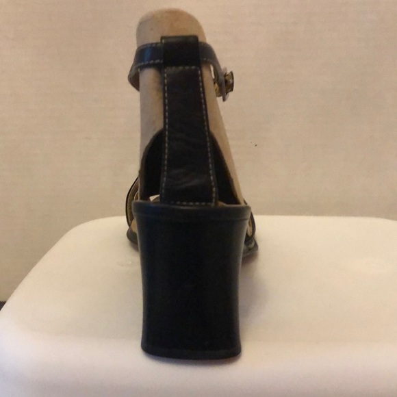 Circa J&D sandals - Picture 4 of 8